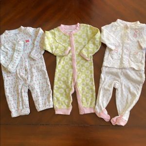 3 carters outfit lot newborn